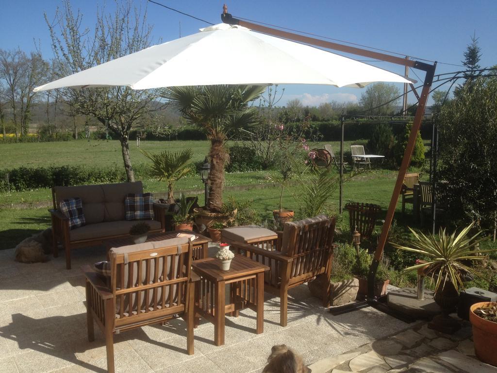 Domaine Le Chec Bed and Breakfast Saint-Ost Buitenkant foto
